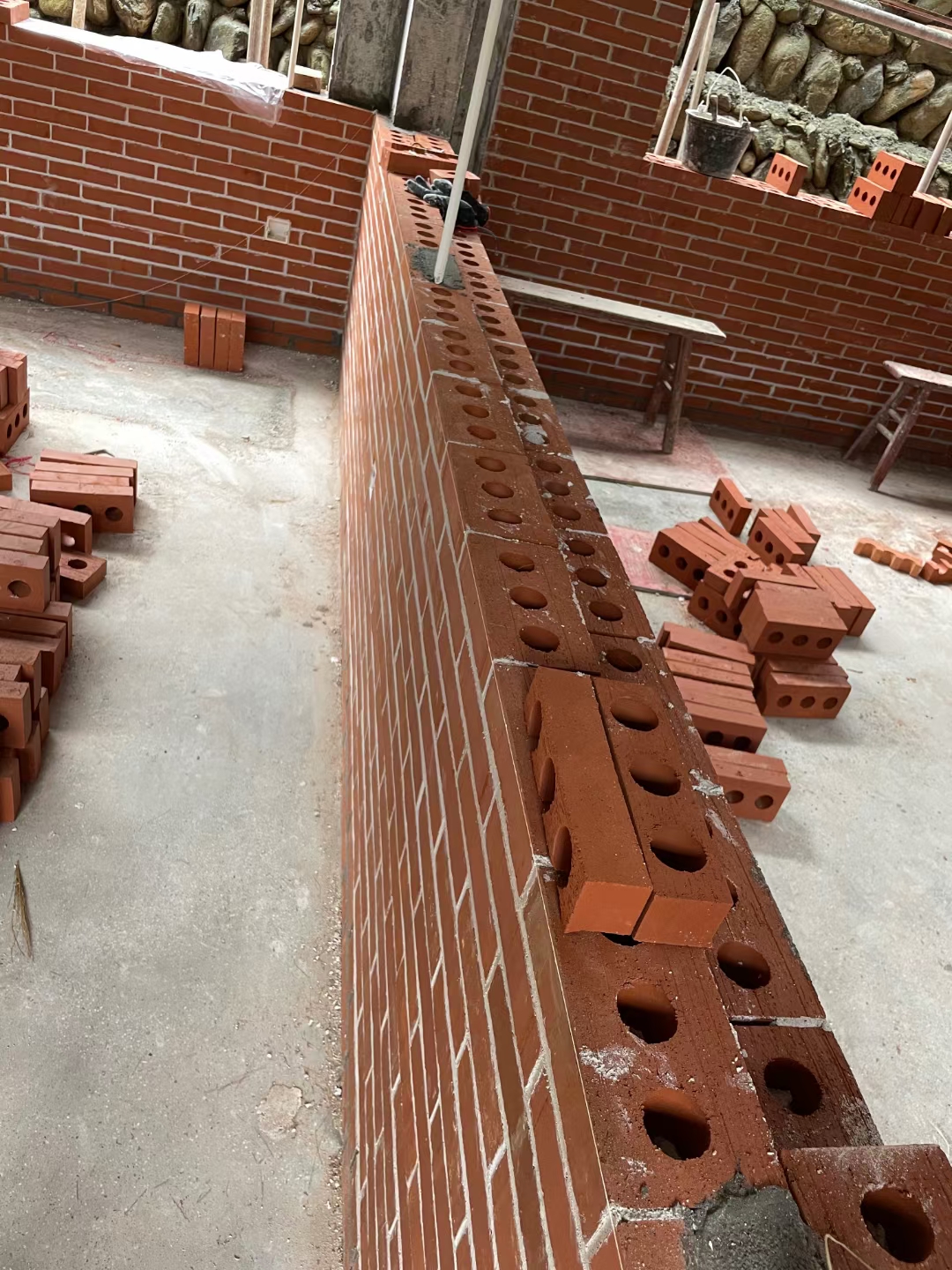 益陽市湘陶建筑材料有限公司,益陽實(shí)心燒結(jié)磚銷售,古建磚瓦銷售,文化磚哪里好